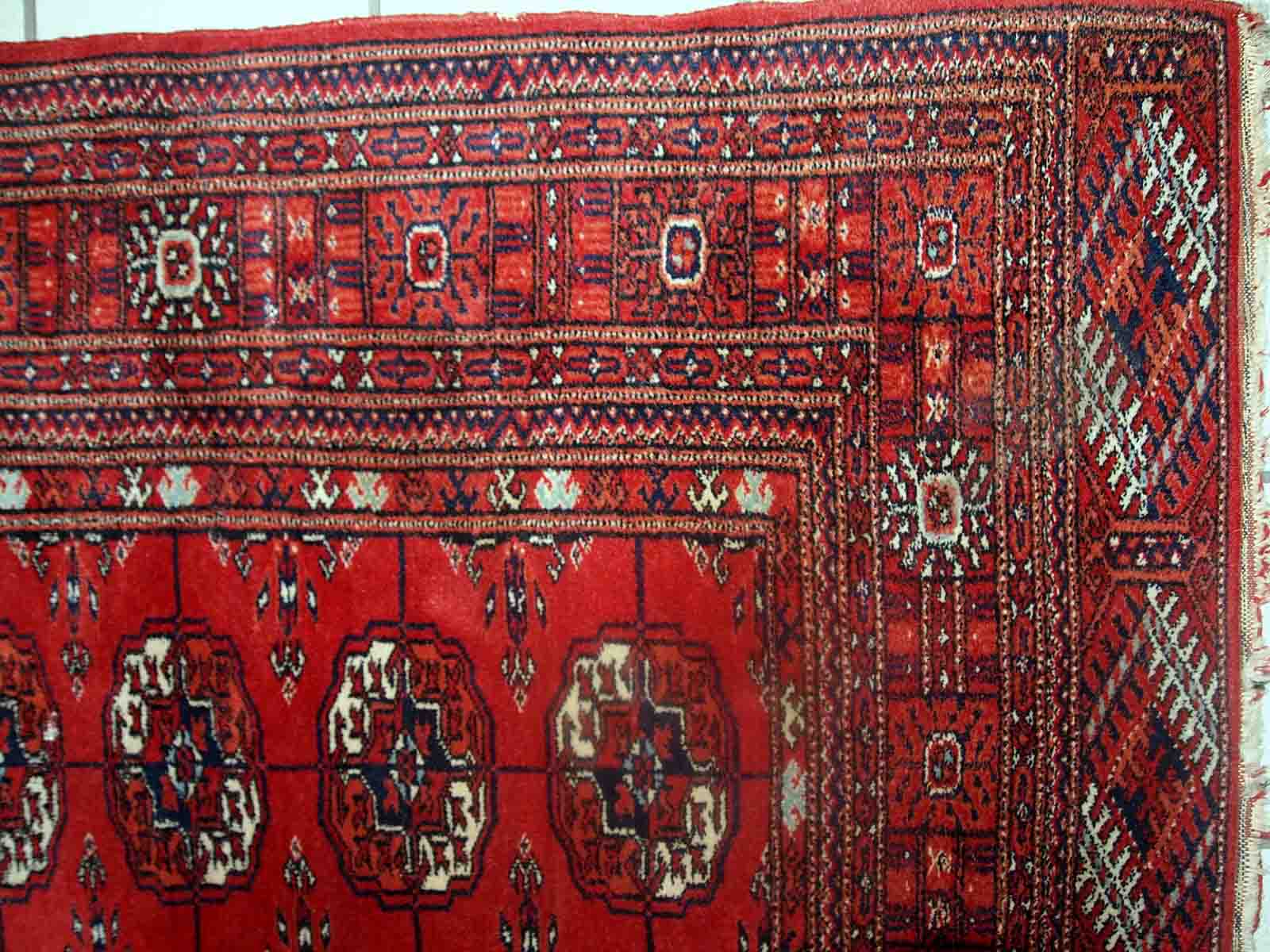 Vintage carpet Turkmen Tekke handmade 109cm