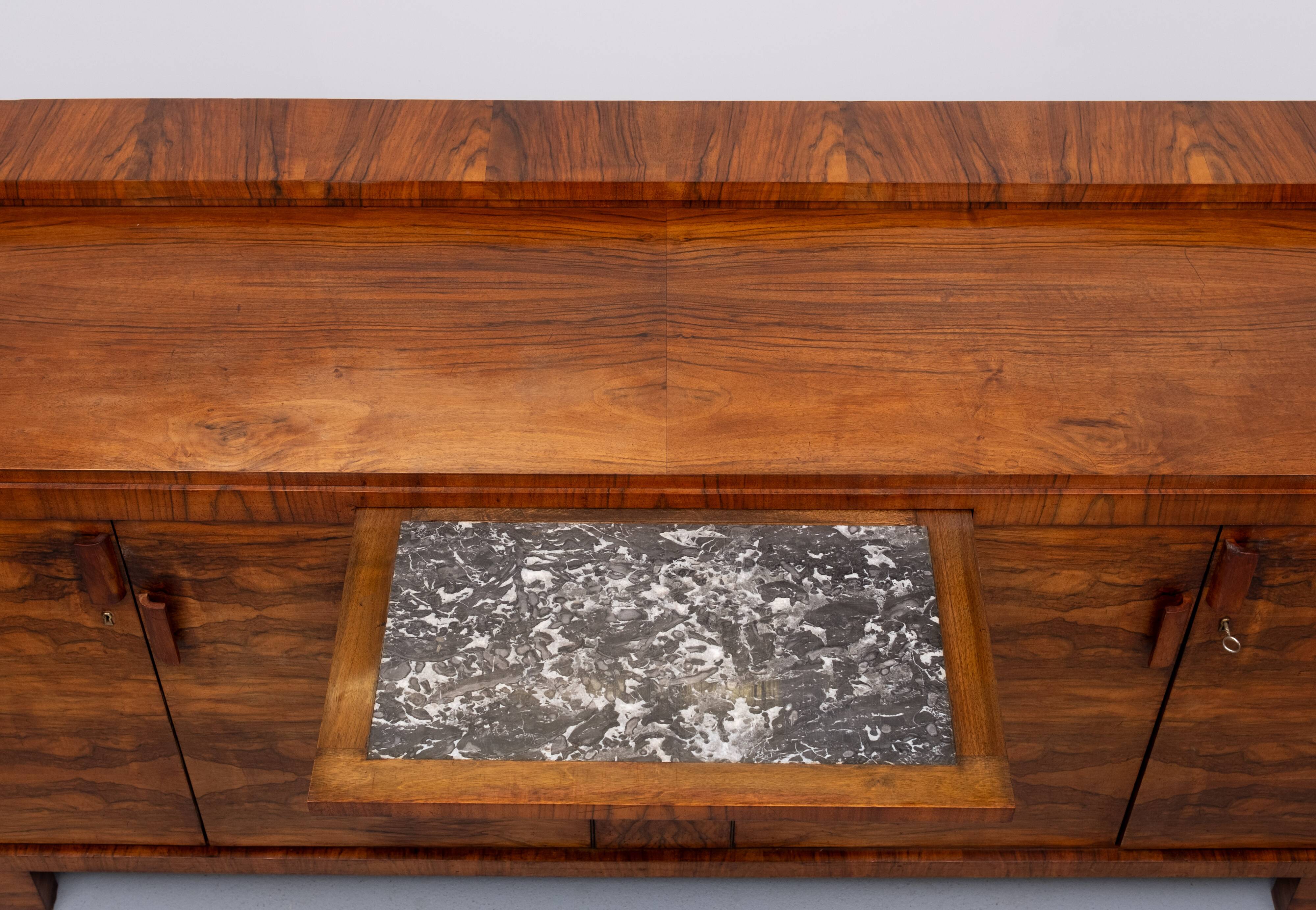 Art Deco sideboard in French burl