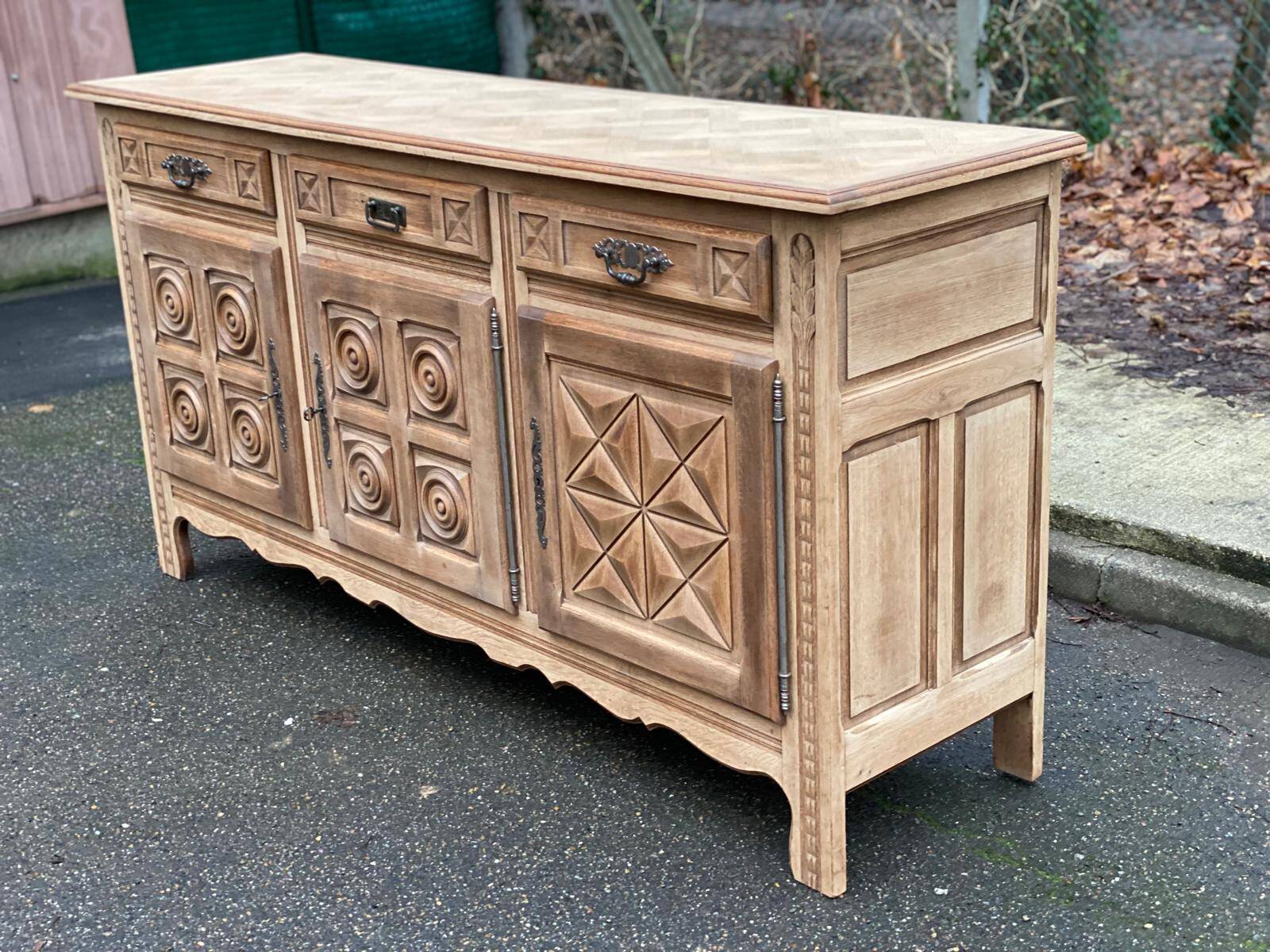 Brutalist art deco diamond point sideboard 198cm