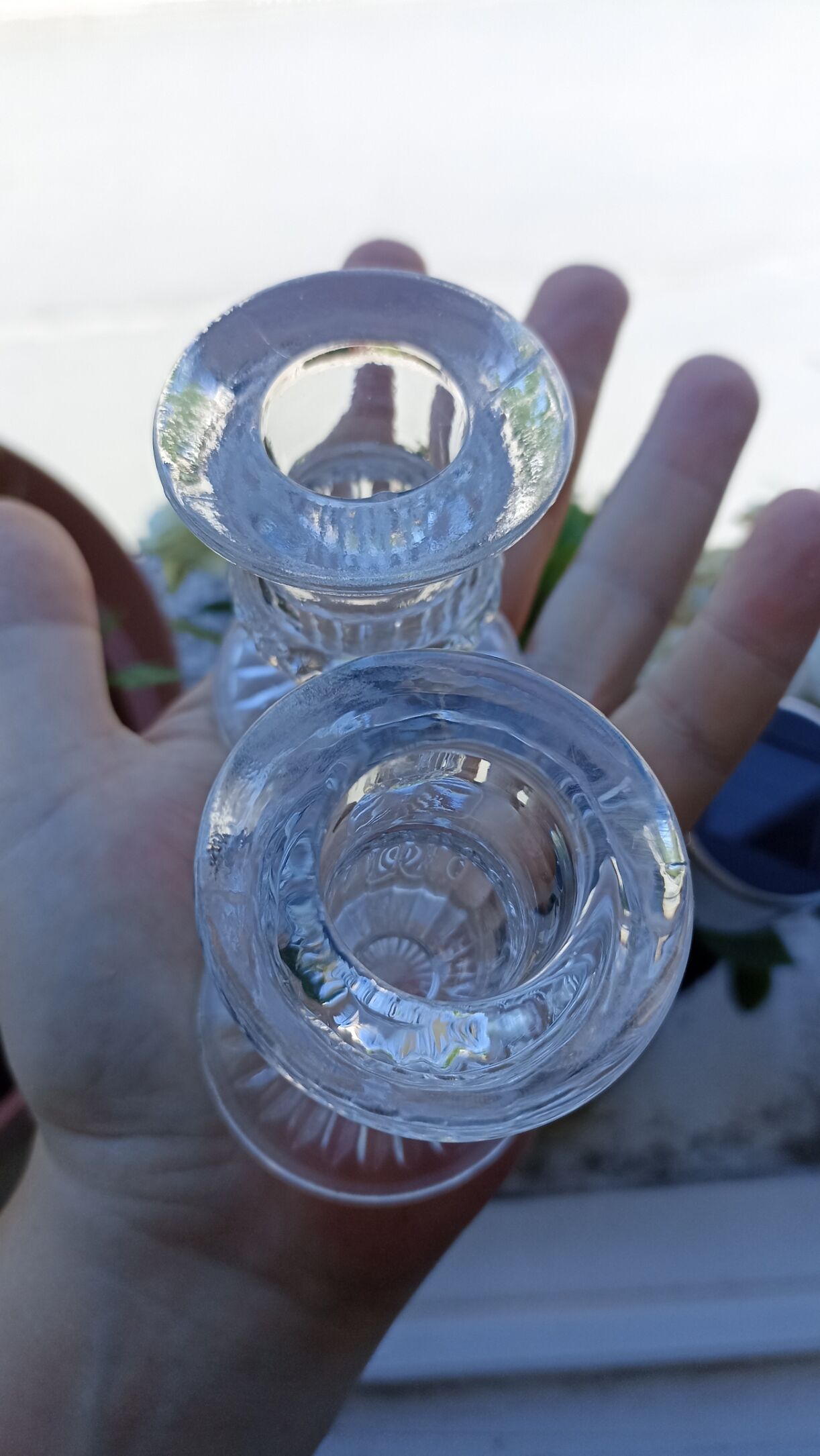 Paire de bougeoirs en verre mécanique de Reims - VMC