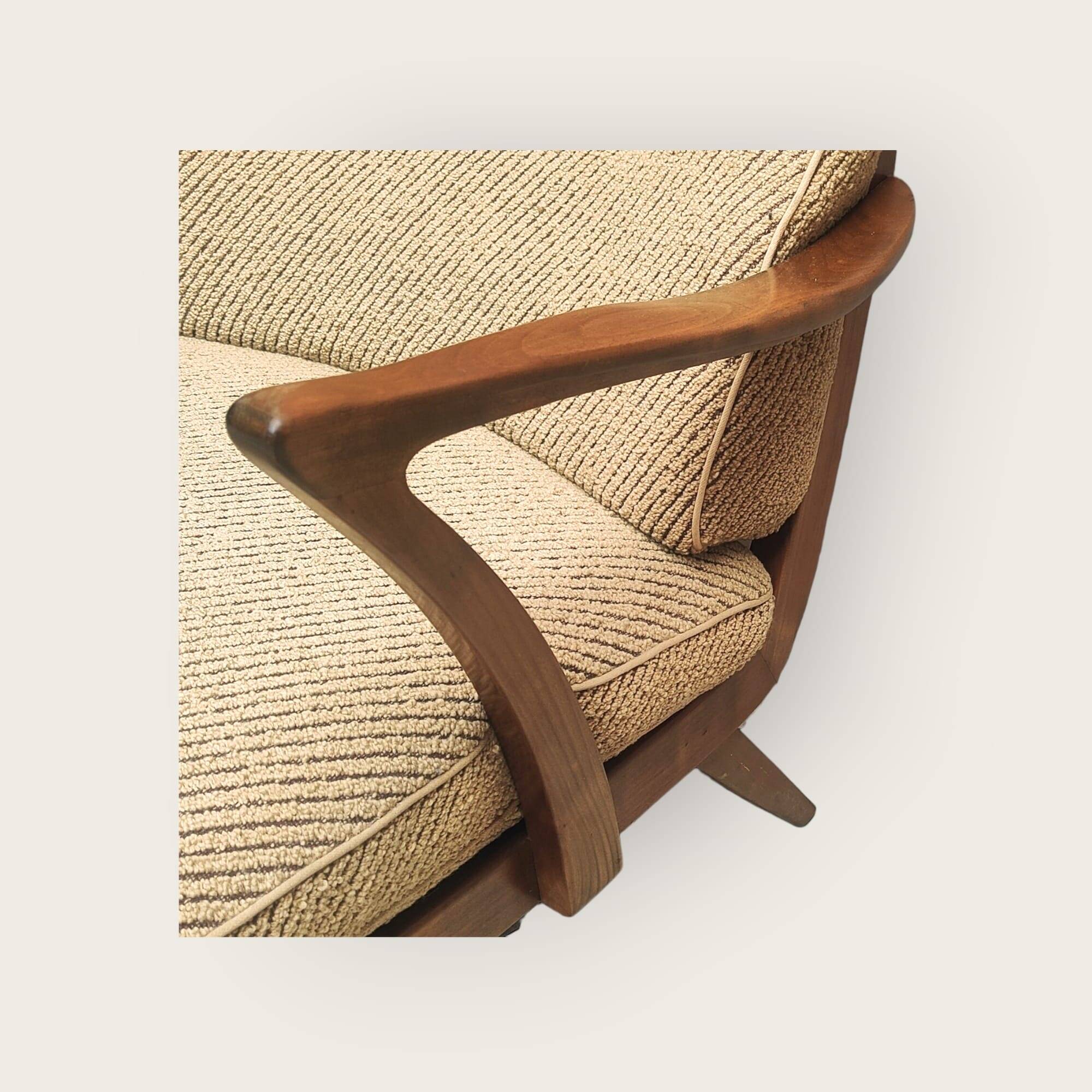 Fauteuil du milieu du siècle