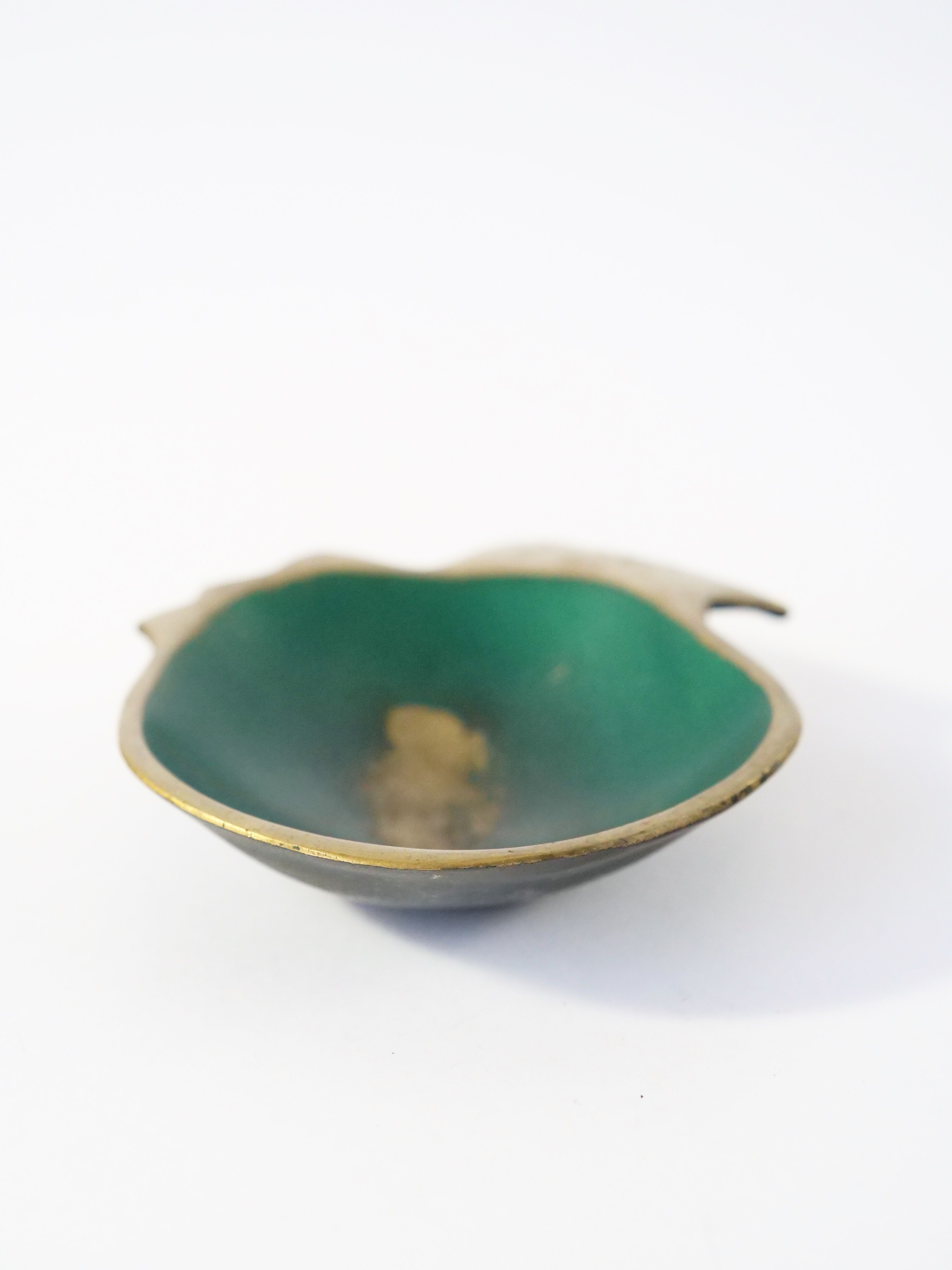 Brass catchall in Austrian design from the 1950s.