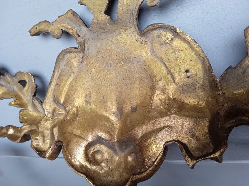 Pediment ornament gilded bronze furniture st Louis XV