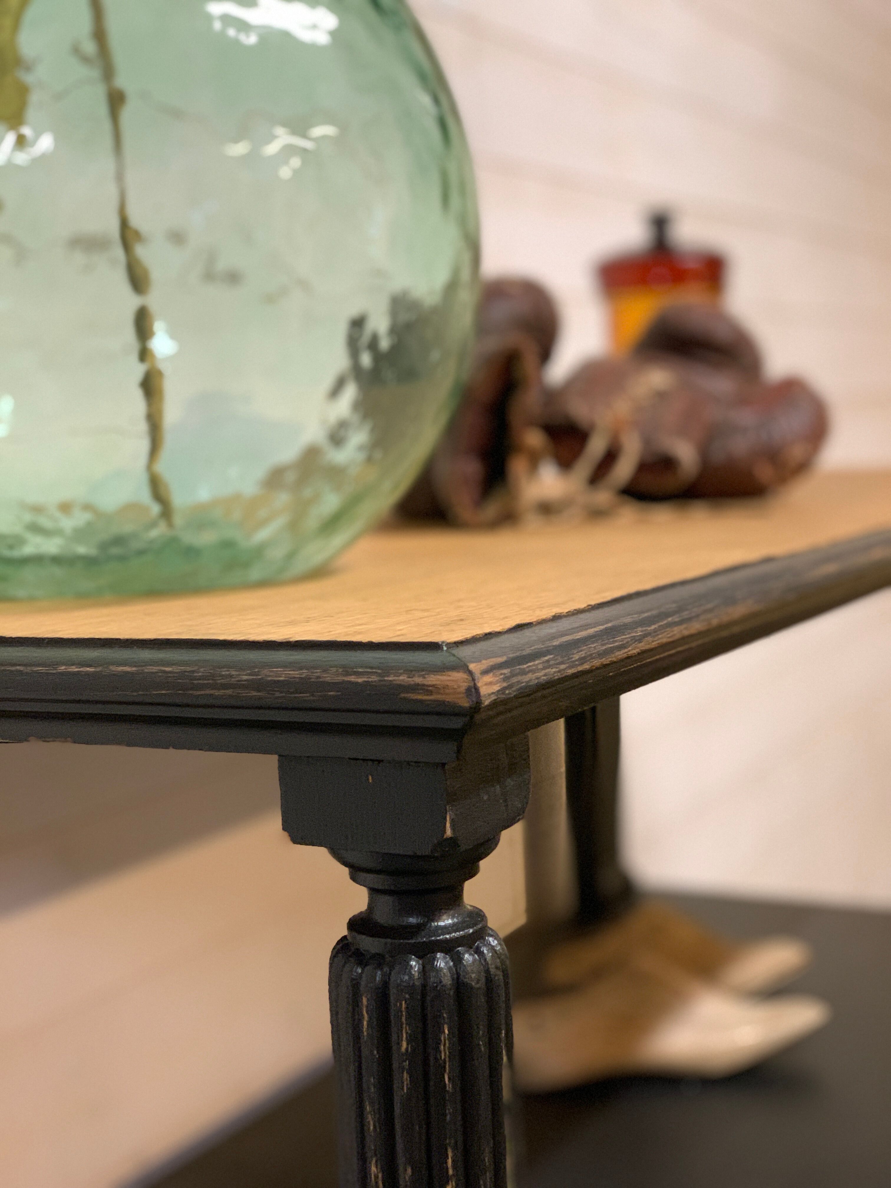 Former store counter display 1940