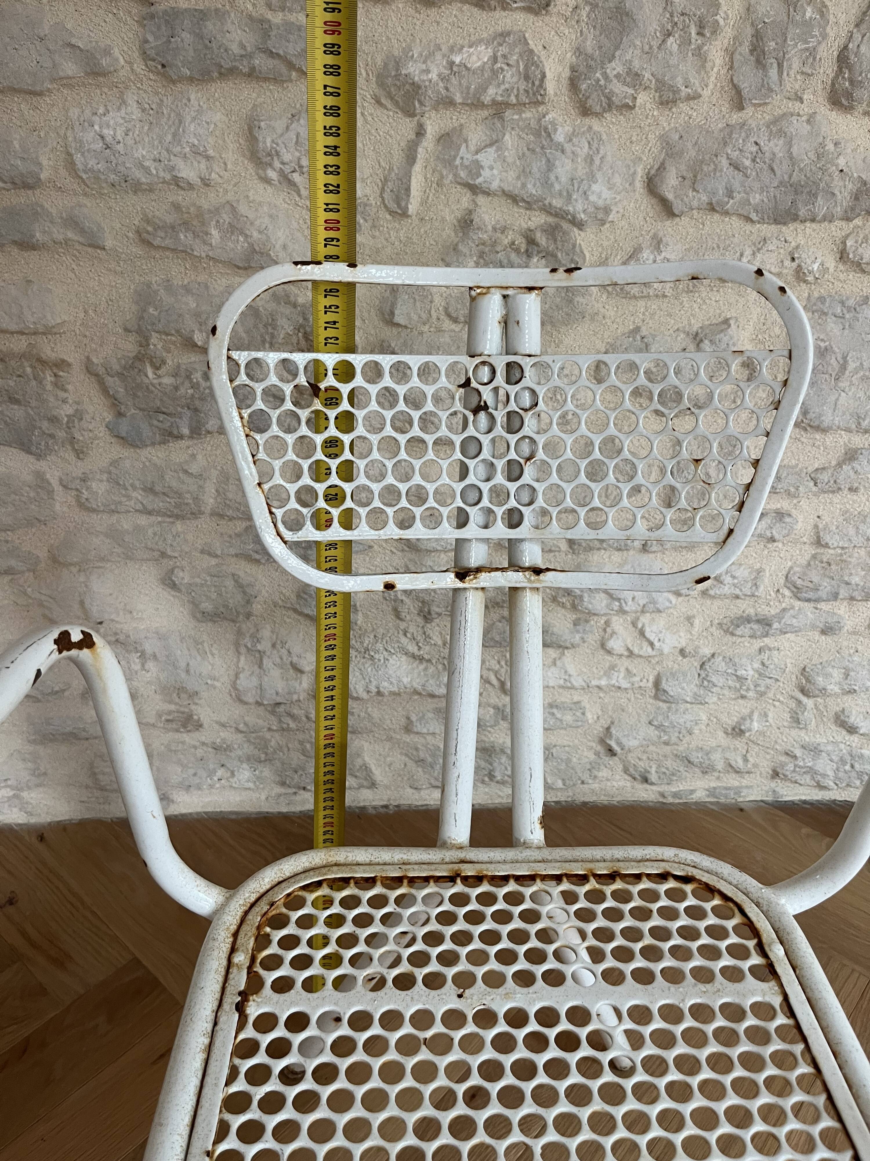 Table de jardin Radar par René Malaval