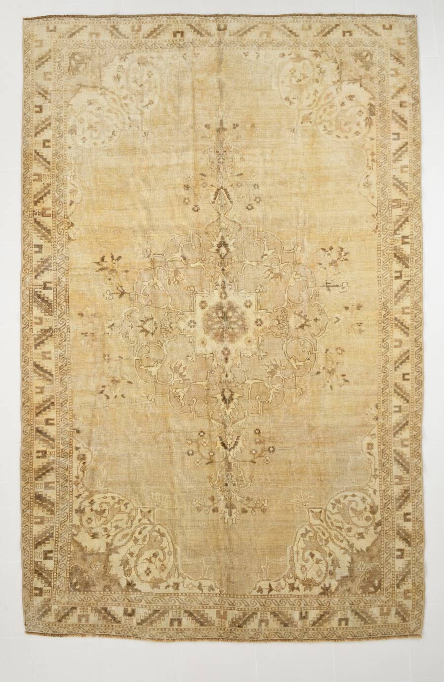 7x10 Vintage Cream & Brown Persian Rug, 205x316Cm