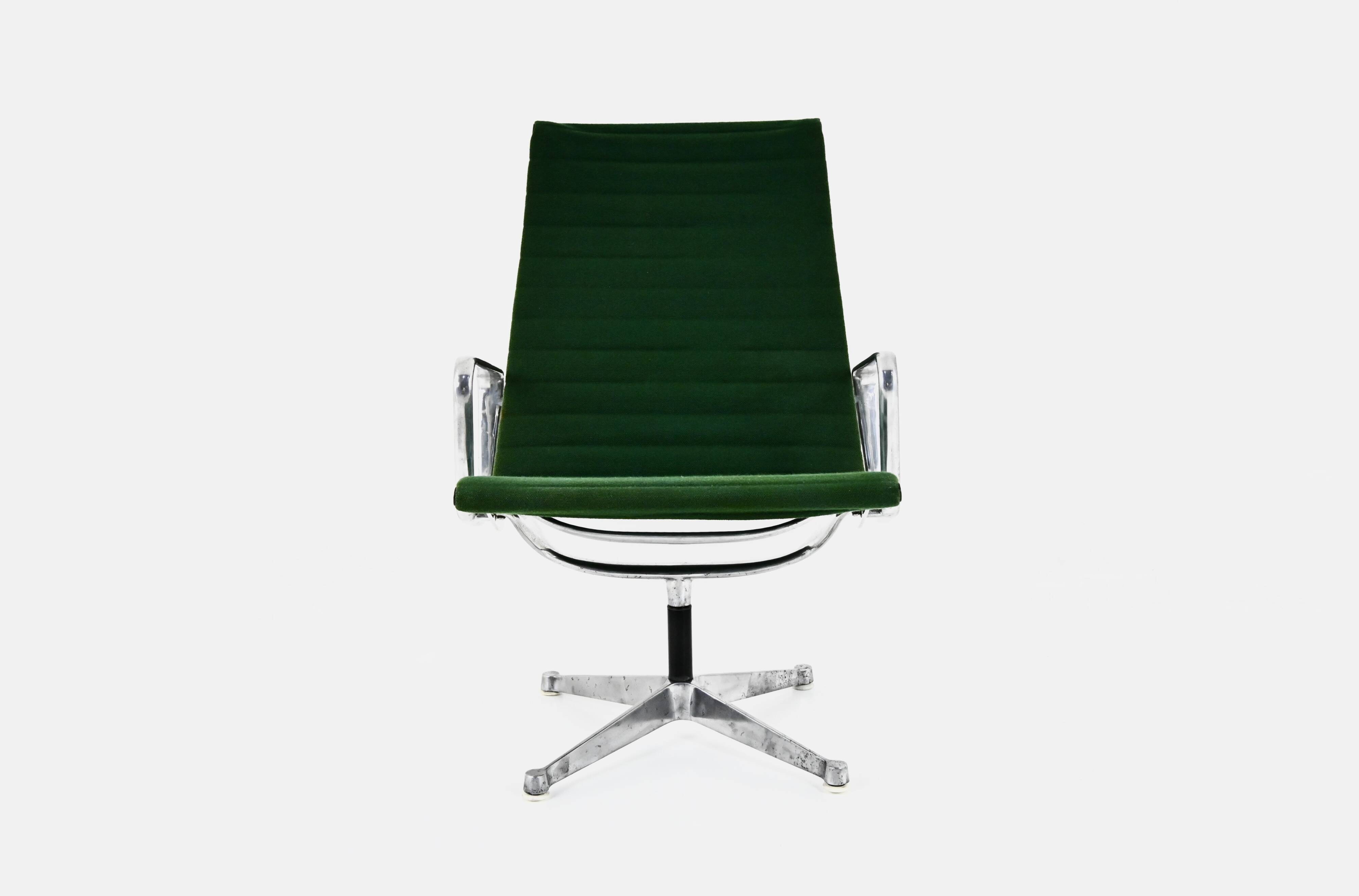 Green EA124 armchair by Charles and Ray Eames for Herman Miller, 1970s