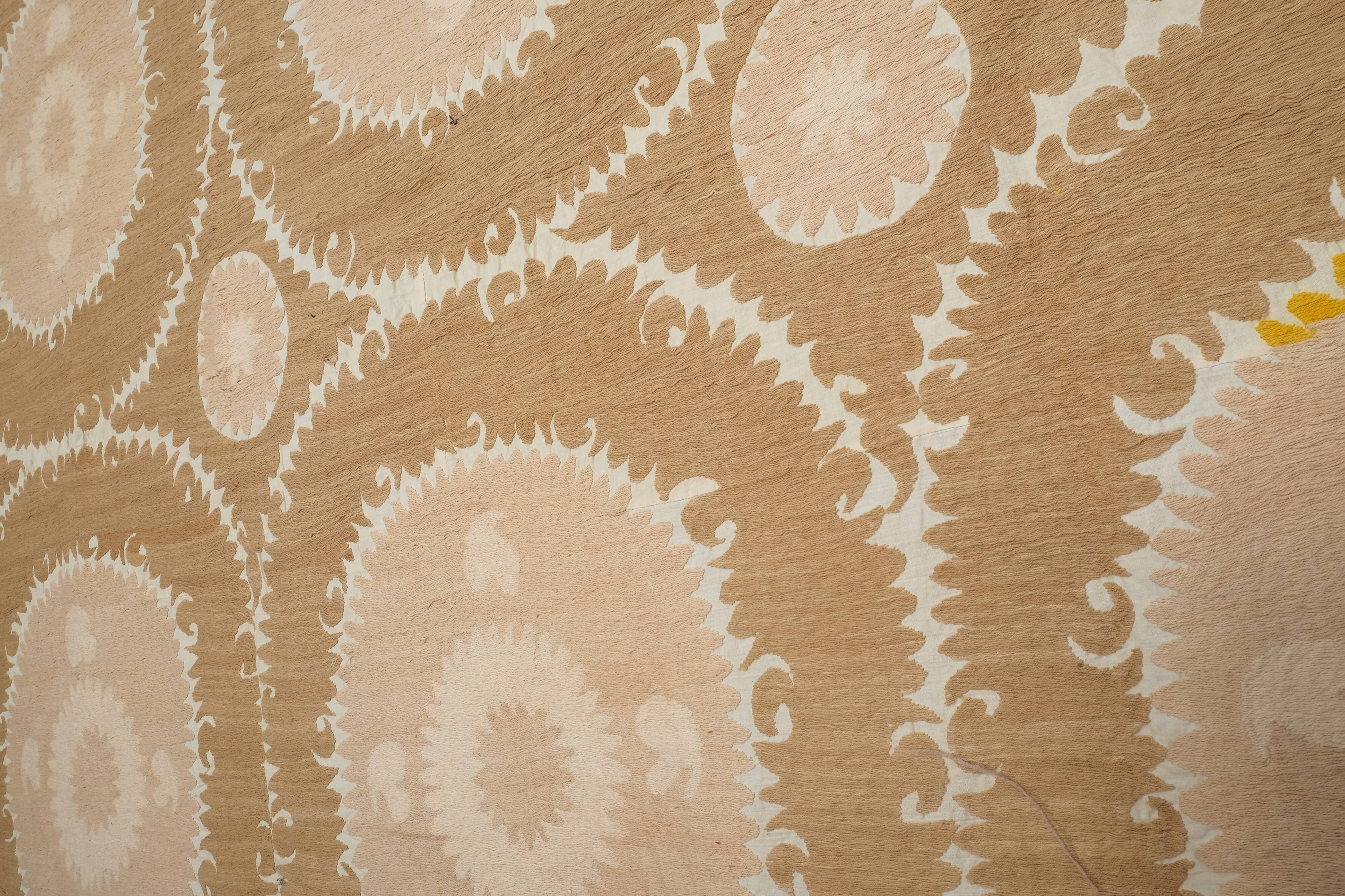 Suzani tapestry 210x340 cm