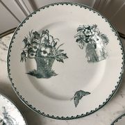 set of 4 flat plates Terre de Fer Saint-Amand model "Cartels" XIXth