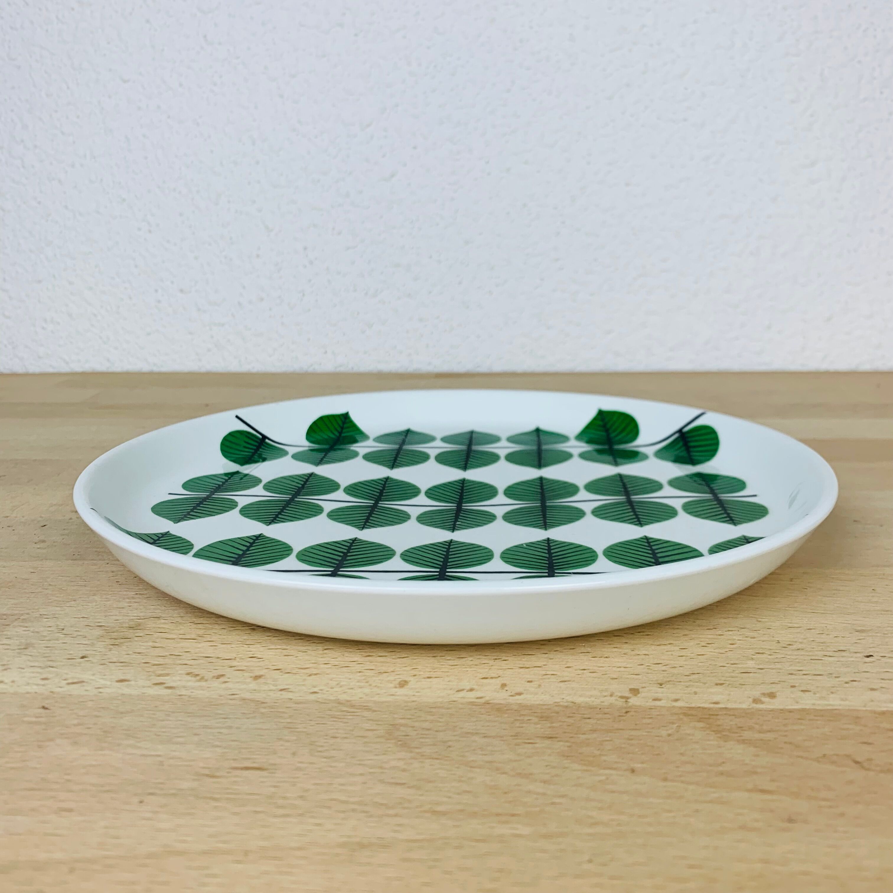 Bersa dish by Stig Lindberg for Gustavsberg