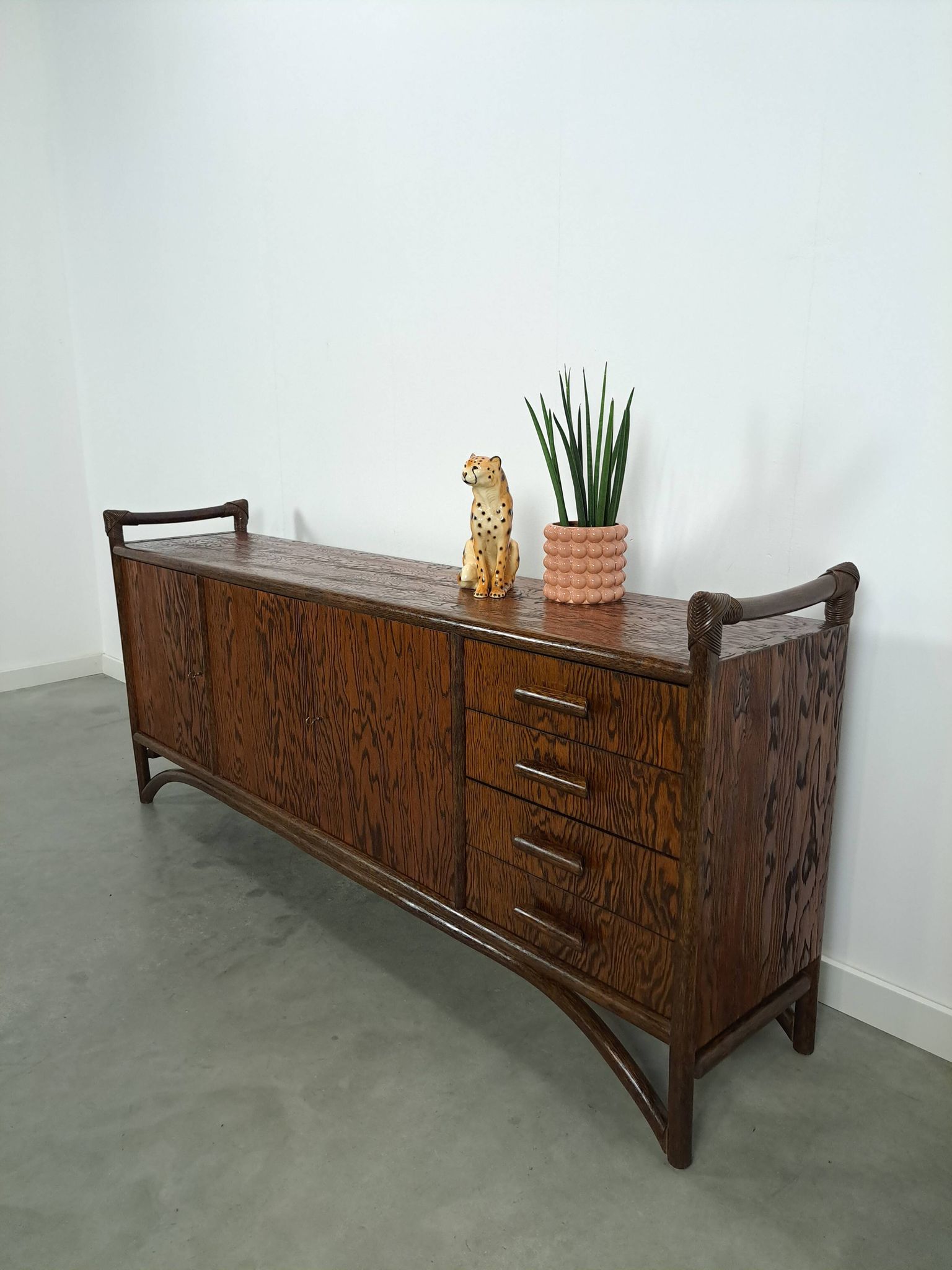 Buffet vintage en bambou