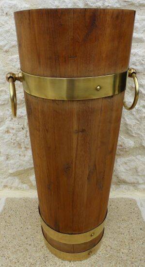 Victorian style barrel umbrella stand, solid oak, curved with 3 bands and gr.