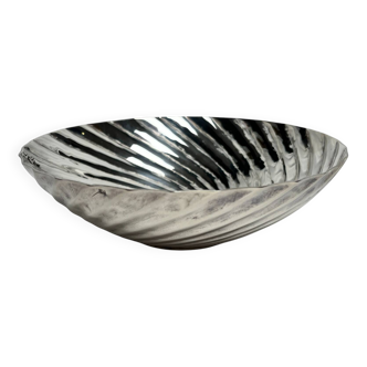 Ercuis, 20th century silver-plated ruffled pocket emptier