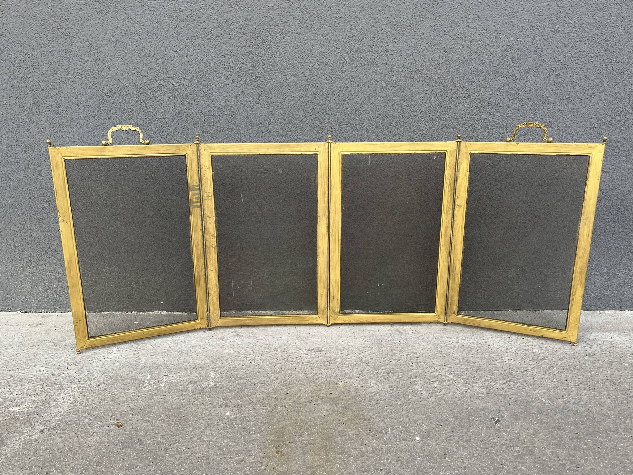 Antique 19th century fireplace screen, Bouhon Frères spark arrester