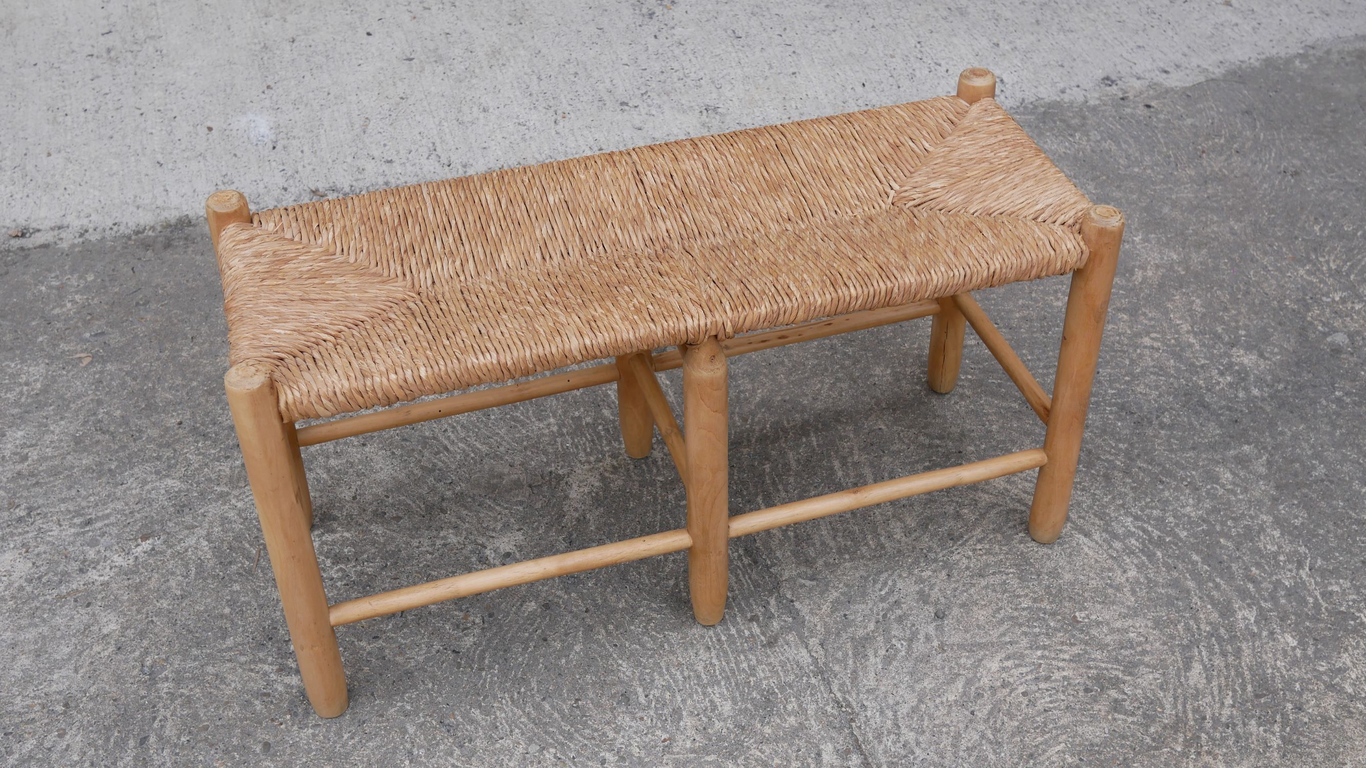 Wood and straw vintage bench