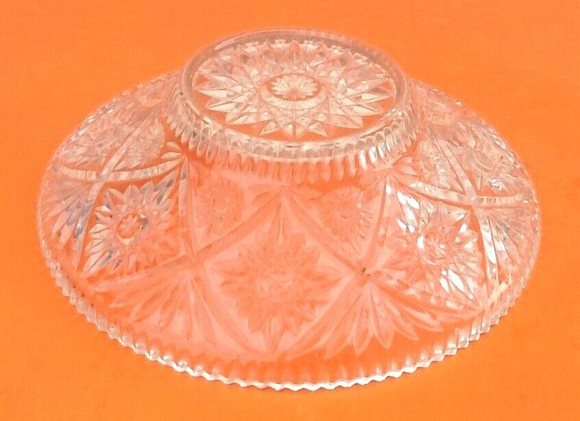 Coupe verre transparent ciselé à motifs géométriques années 1970