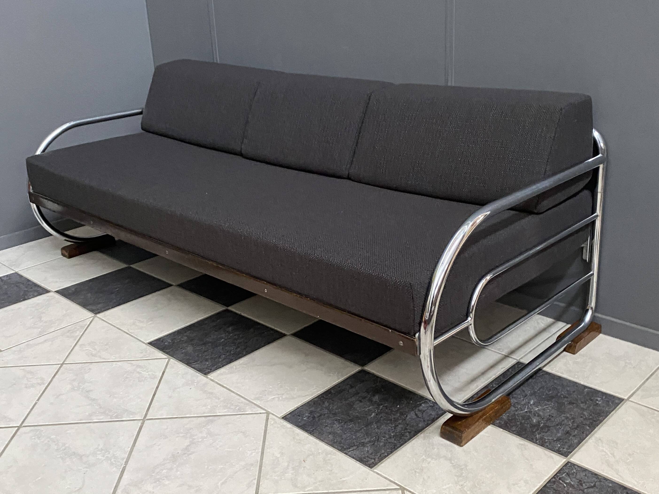Méridienne / canapé Bauhaus chromé et noir par Hynek Gottwald