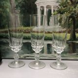 Set of 6 lance model champagne flutes, design made in France from the 1970s.