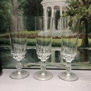 Set of 6 lance model champagne flutes, design made in France from the 1970s.