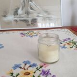 Nappe brodée à la main délicate avec des fleurs, Roumanie
