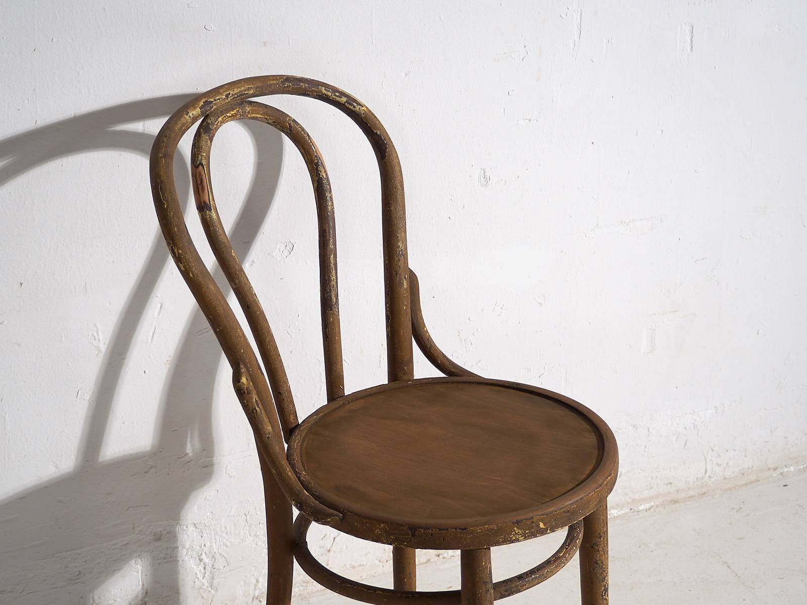 Antique Viennese-style cafe chair (circa 1920)