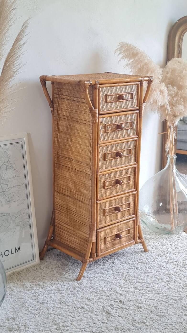 Rattan chest of drawers from the 1970s.