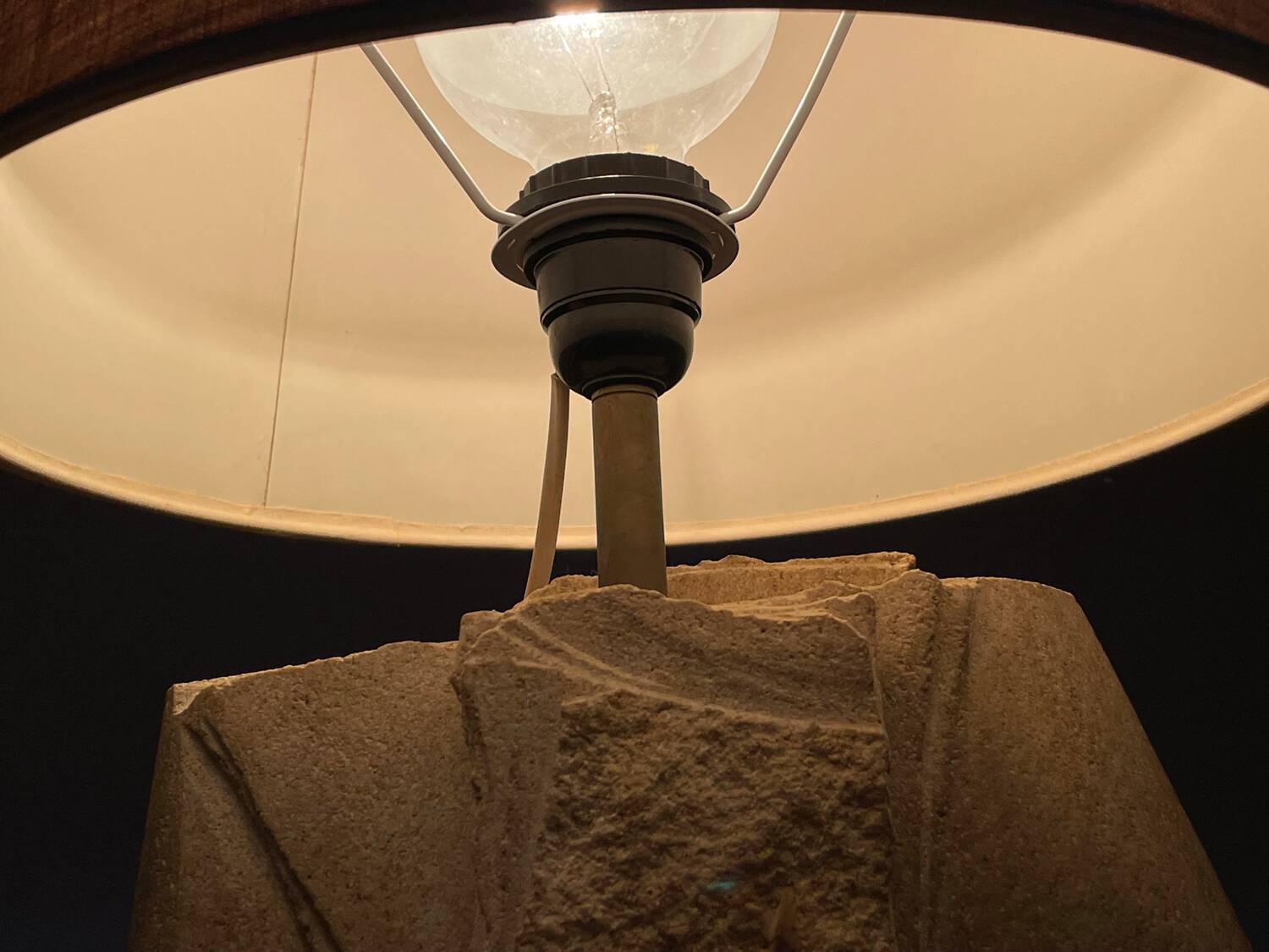 Sculpted stone lamp by Albert Tormos 1970