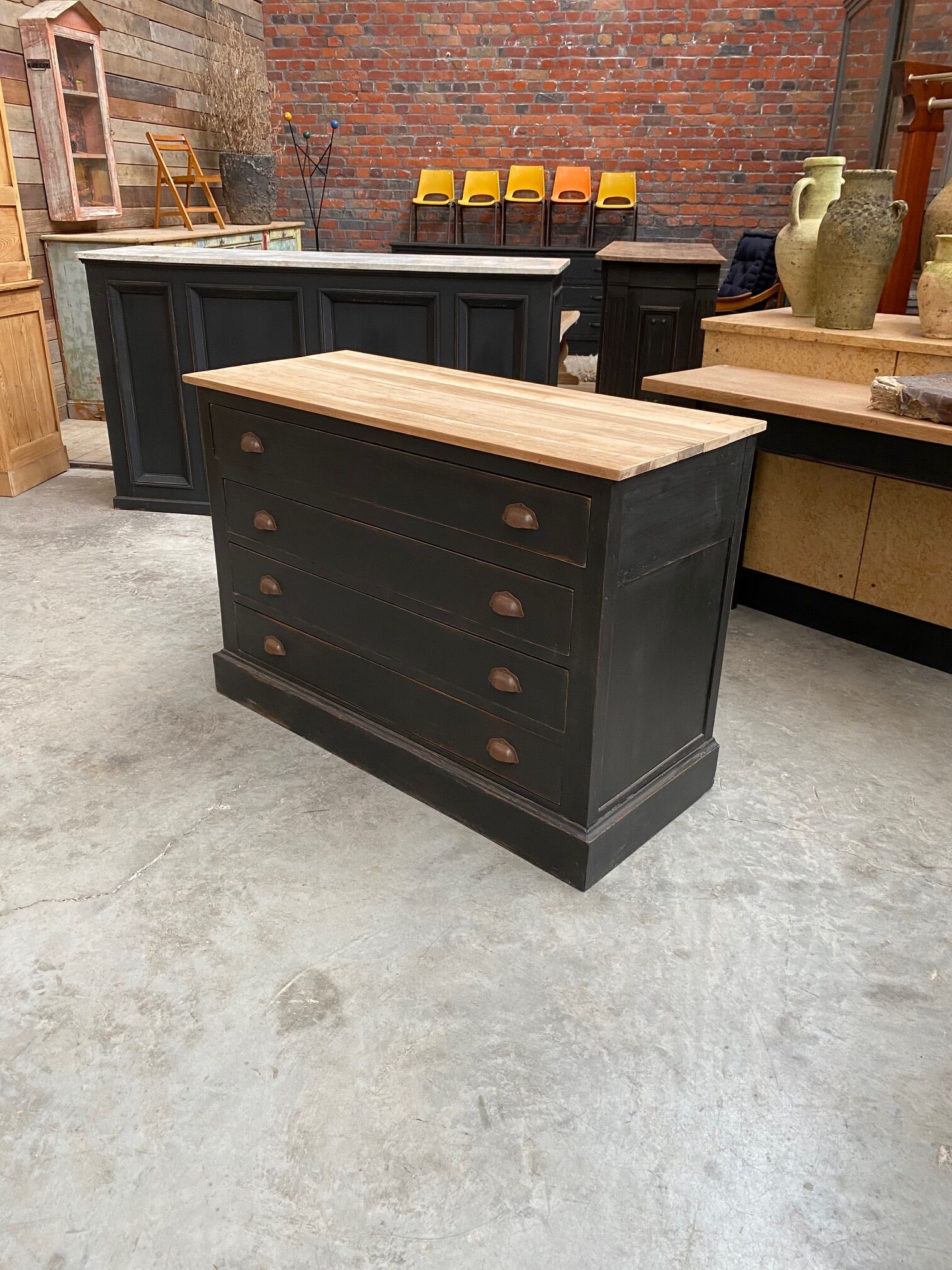 Chest of drawers early twentieth century