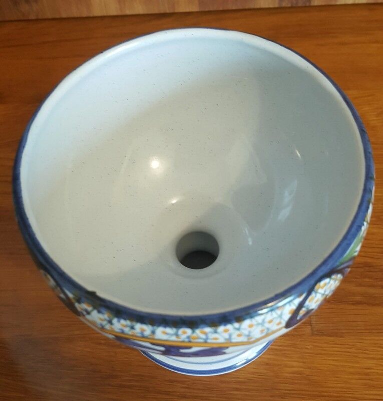 Cut on foot in earthenware Vieux Rouen signed R Tion