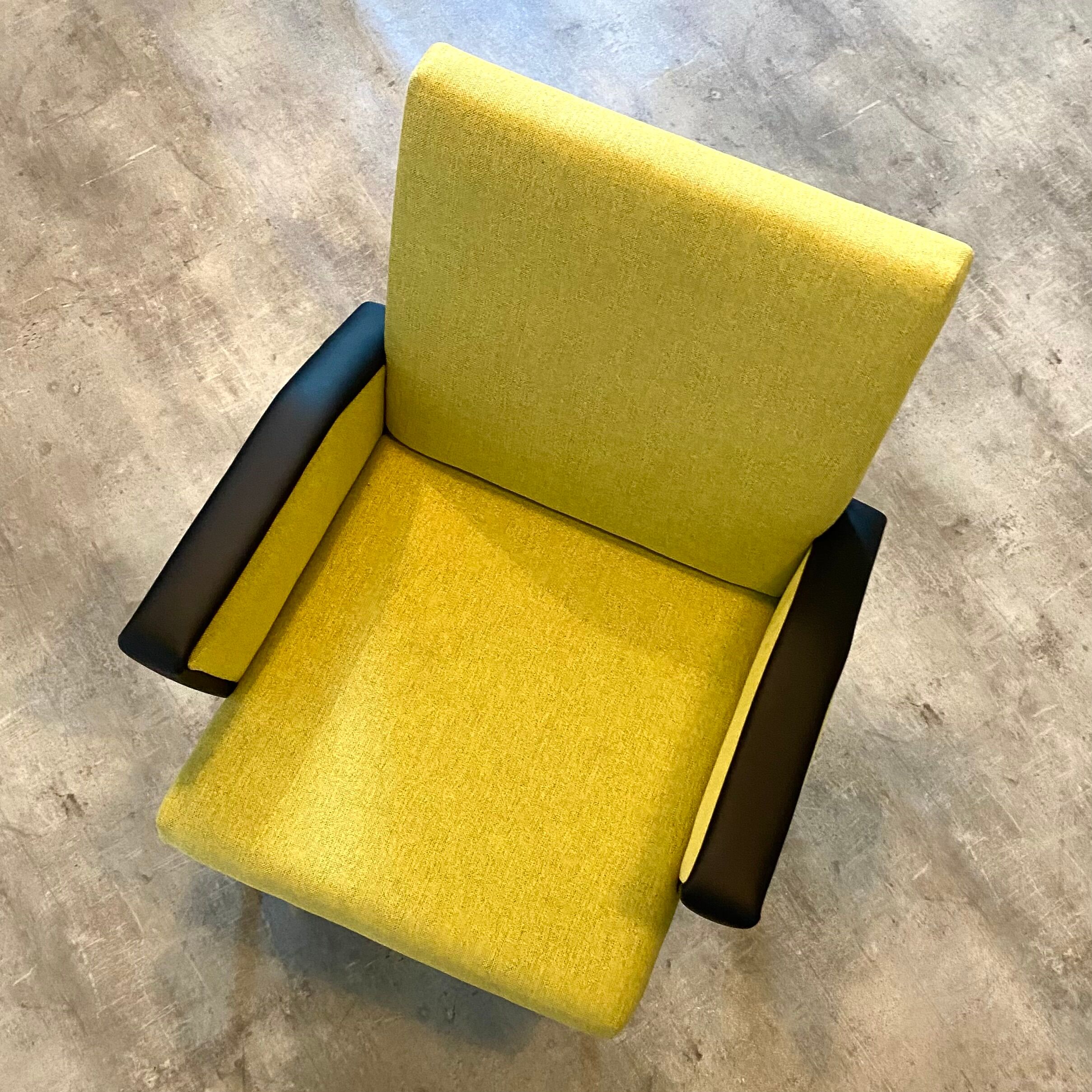 Vintage set Space Age sofa and two chairs for Drevopodnik Brno