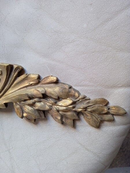 Pediment ornament gilded bronze furniture st Louis XV