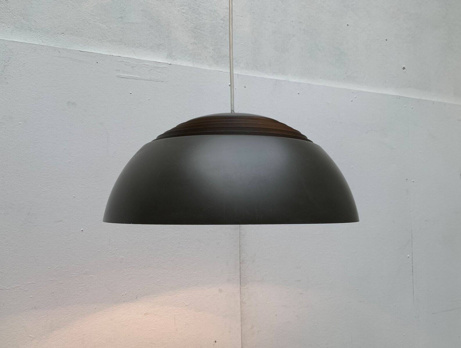 Lampe suspension danoise AJ Royal 500 de milieu de siècle par Arne Jacobsen pour Louis Poulsen, années 1960