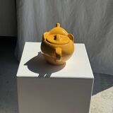 Vintage yellow elephant teapot