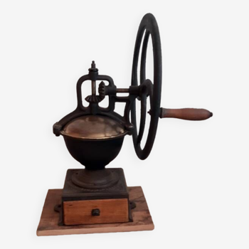 JAPY N°3 cast iron coffee grinder.