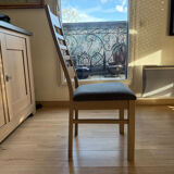 1 lot of 6 oak chairs