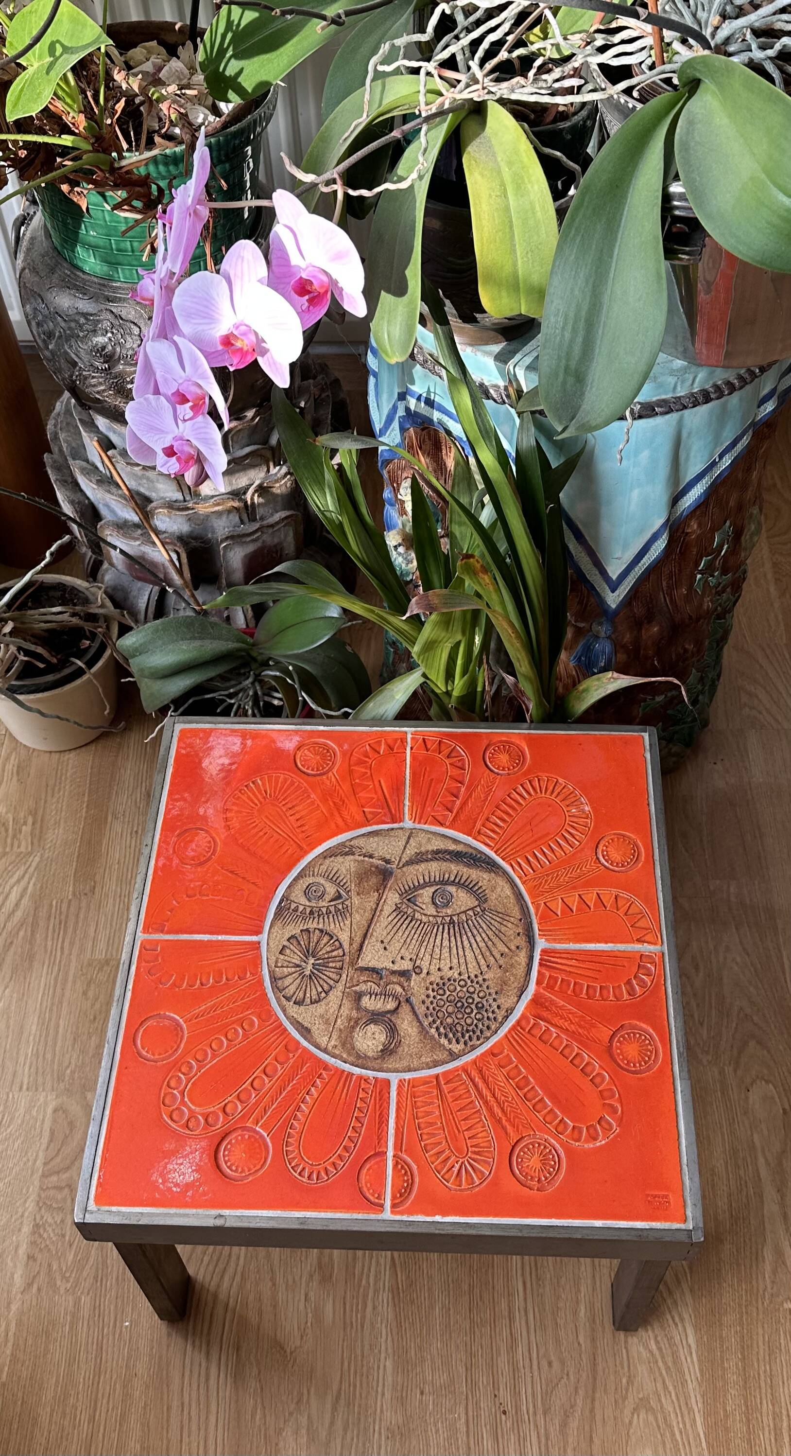 Coffee table end of sofa Roger Capron and Jean Derval ceramic 70s sun model