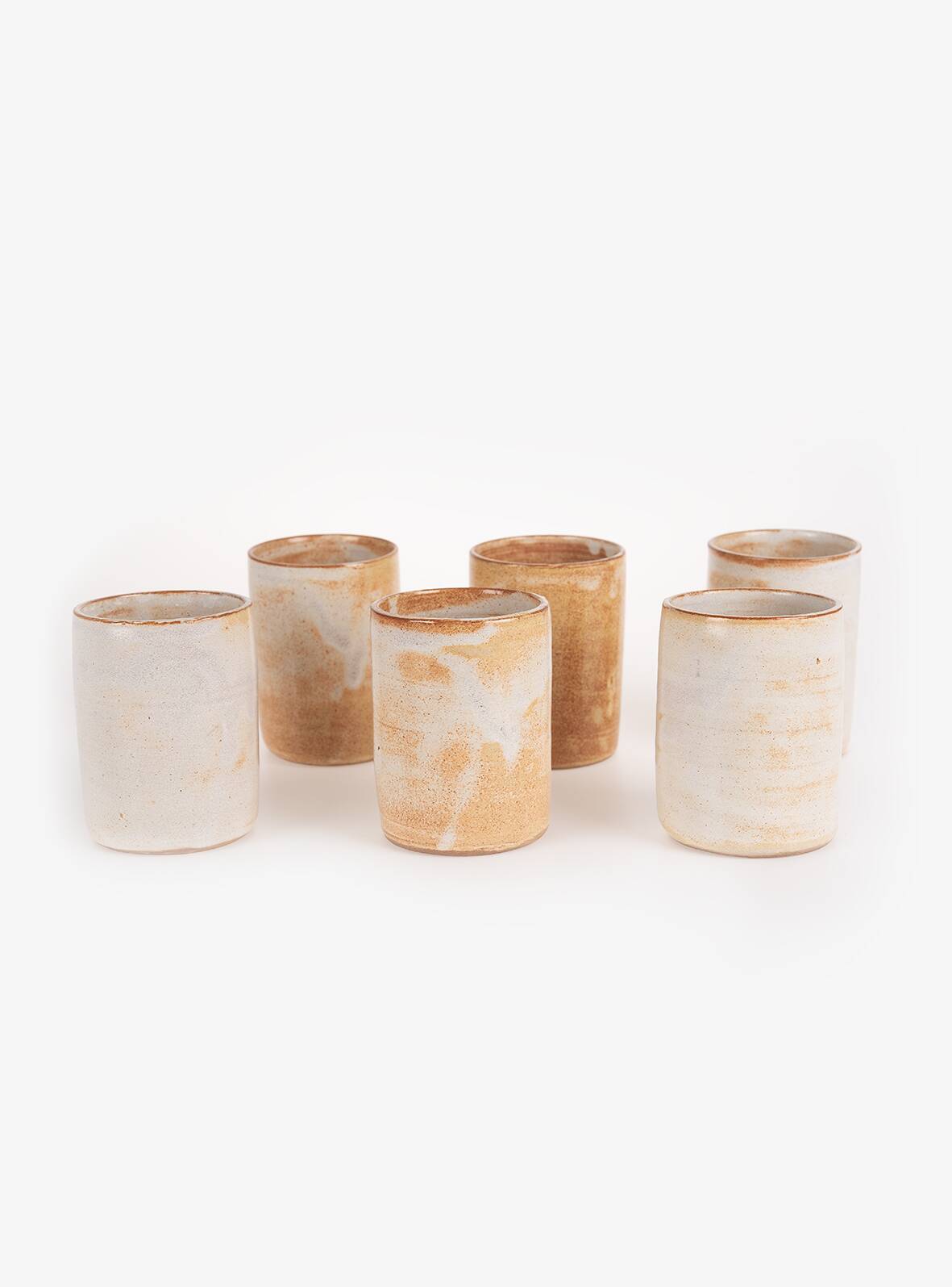 6 Handcrafted stoneware cups. Very good state
