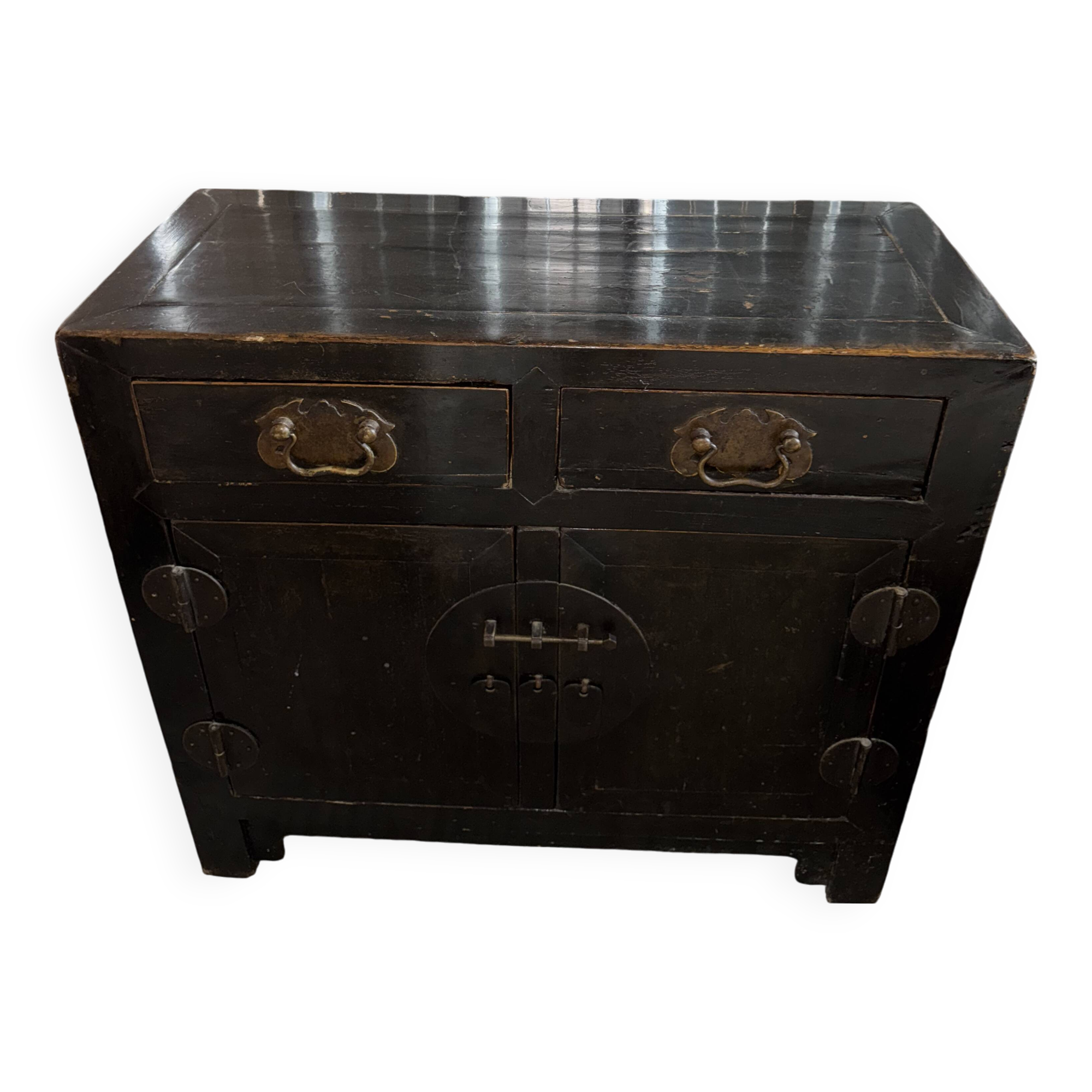 Antique Chinese sideboard. 2 drawers + 2 doors.