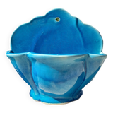 Soap holder or wall-mounted empty pocket