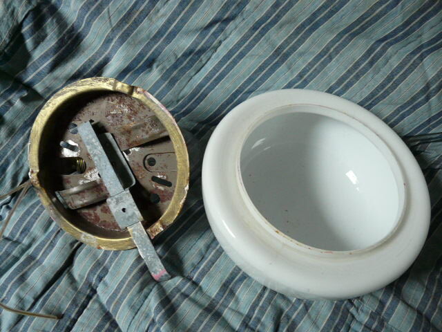 Ceiling lamp in opaline half-moon 1950 diameter: 20cm.