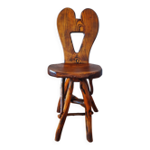 Chaise ancienne bois massif Art populaire  brutaliste 1950 dossier coeur