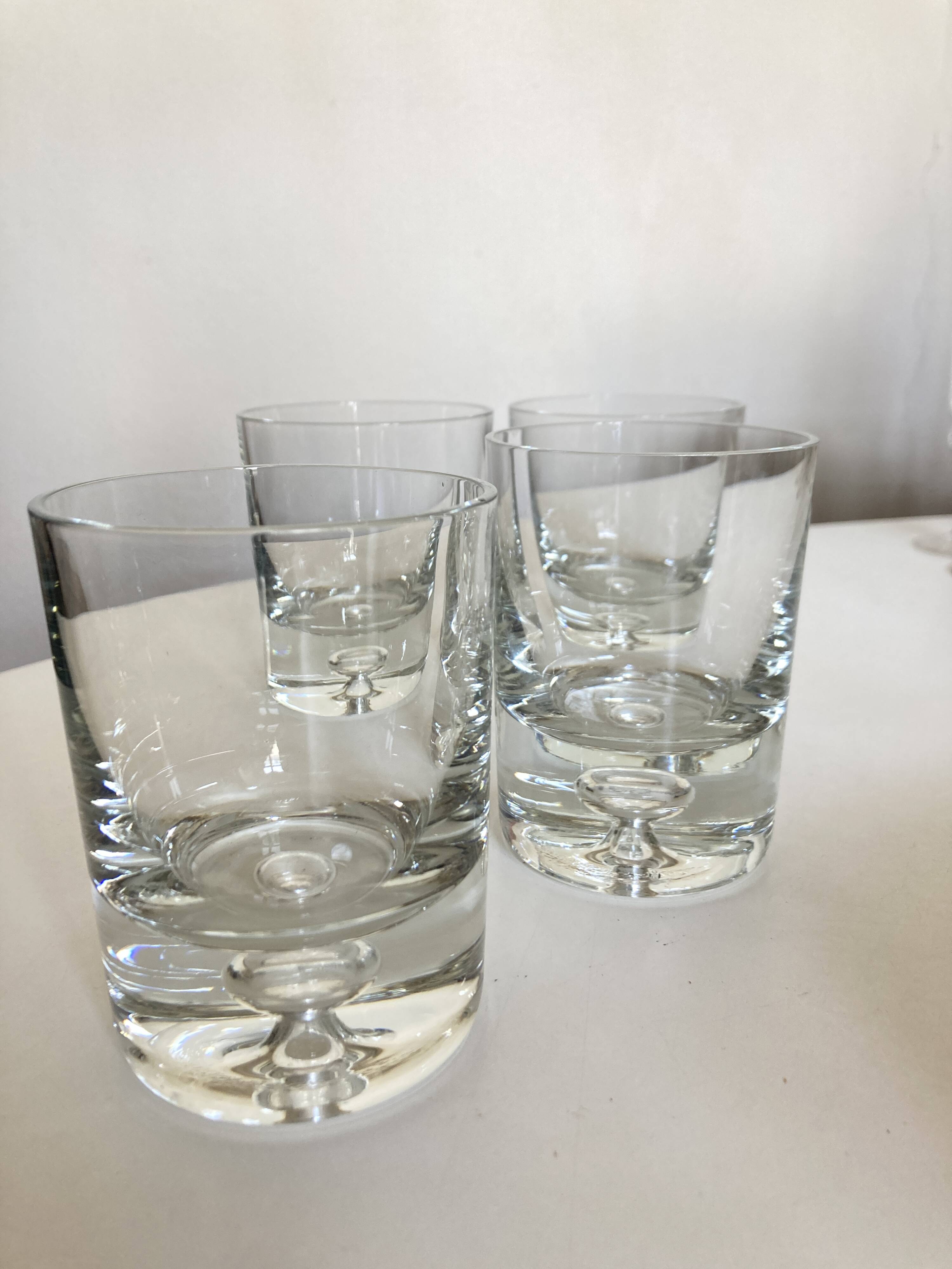 Set of 4 bubble tumblers in very cold half crystal.