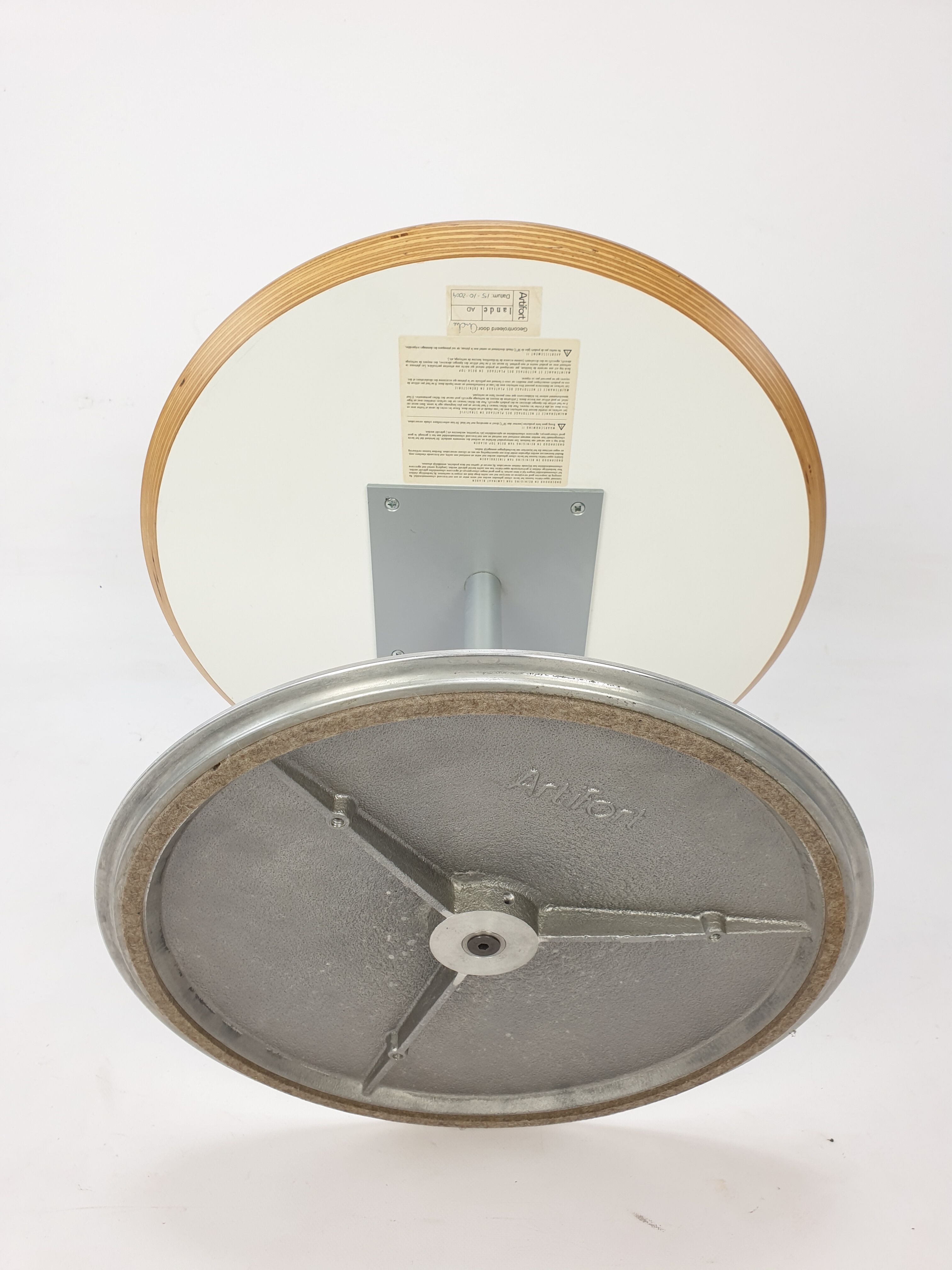 Round Coffee Table by Pierre Paulin for Artifort, 1990s