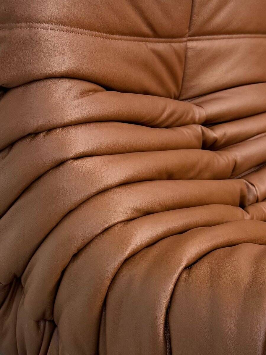 Canapé 3 places Togo en cuir cognac foncé par Michel Ducaroy pour Ligne Roset