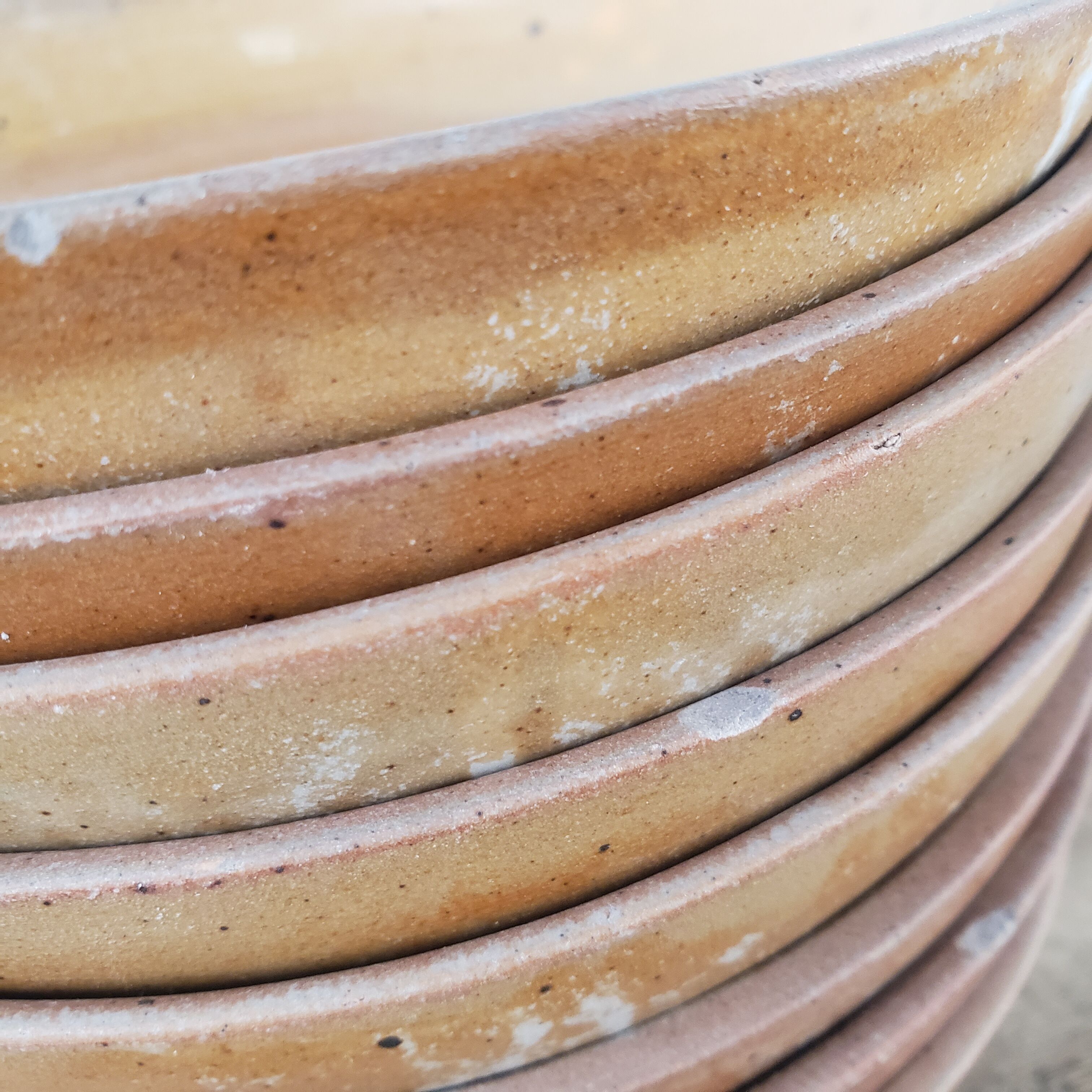 Hollow plates in sandstone x8