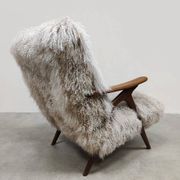 Fauteuil en peau de mouton vintage scandinave