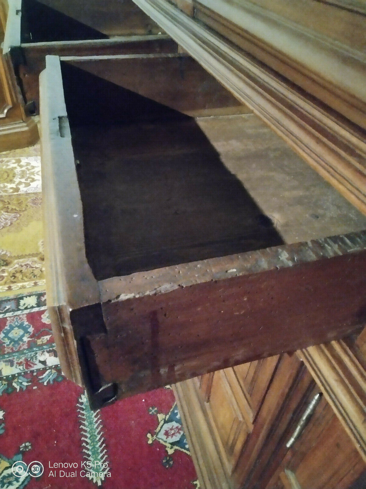 Buffet walnut period Louis XIII