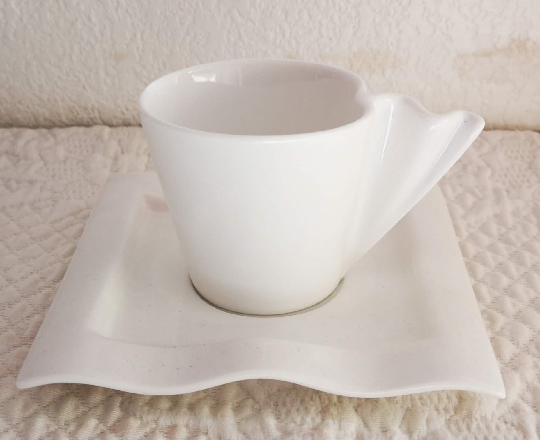 Porcelain volute espresso coffee service