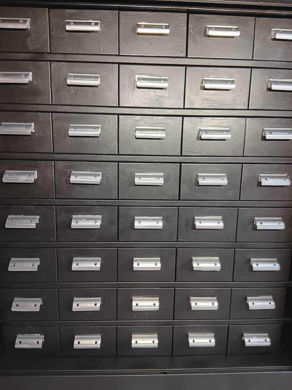 Industrial workbench - 40 drawers