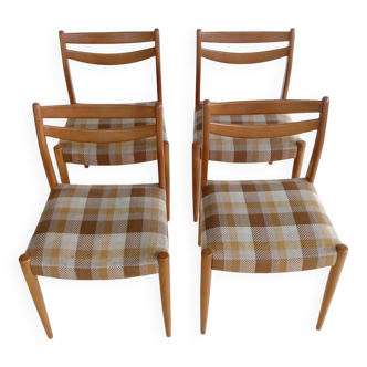 4 Scandinavian chairs